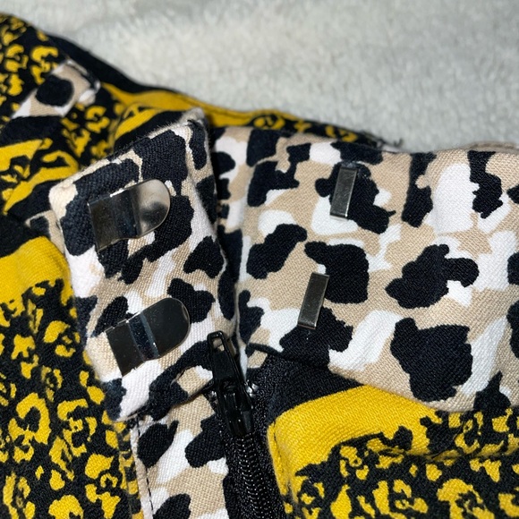 7th Avenue Slim Fit Yellow and Black Animal Print Ankle Pants - Picture 3 of 7